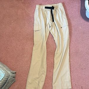 Columbia Men’s light weight adult small pants